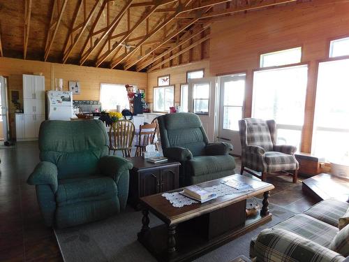 Lot 4 Hoffstrom'S Bay, Thunder Lake, ON - Indoor Photo Showing Living Room