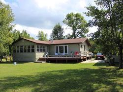 93 STINTZI DR E  Morson, ON P0W 1J0