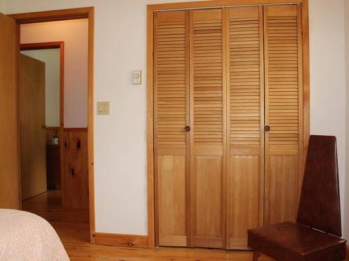 93 Stintzi Dr E, Morson, ON - Indoor Photo Showing Bedroom