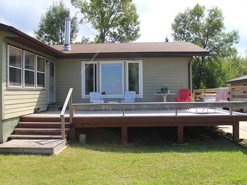 93 Stintzi Dr E, Morson, ON - Outdoor With Deck Patio Veranda