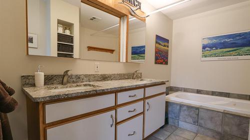 45 Trickle Ridge Place, Kimberley, BC - Indoor Photo Showing Bathroom