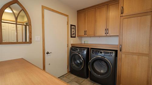 45 Trickle Ridge Place, Kimberley, BC - Indoor Photo Showing Laundry Room