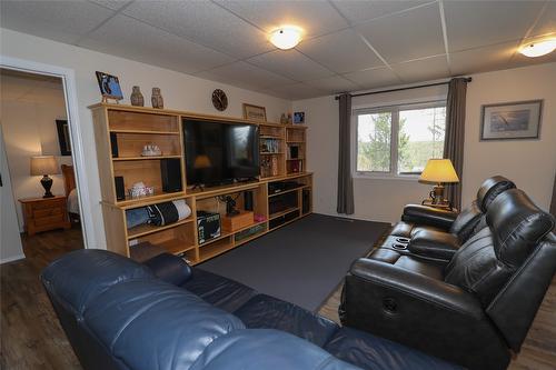 45 Trickle Ridge Place, Kimberley, BC - Indoor Photo Showing Living Room