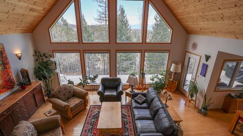 45 Trickle Ridge Place, Kimberley, BC - Indoor Photo Showing Living Room