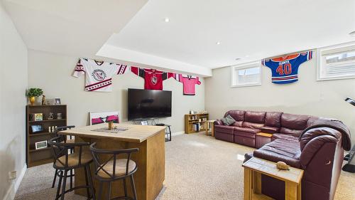 708 22Nd Avenue, Cranbrook, BC - Indoor