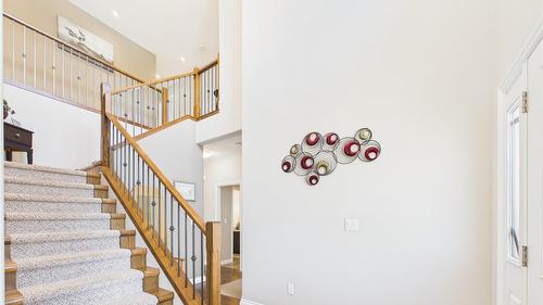 708 22Nd Avenue, Cranbrook, BC - Indoor Photo Showing Other Room