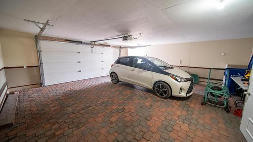 120 Wattsville Road, Cranbrook, BC - Indoor Photo Showing Garage