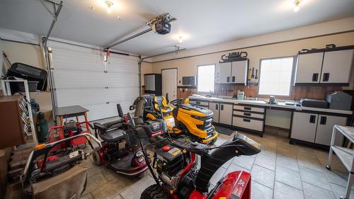 120 Wattsville Road, Cranbrook, BC - Indoor Photo Showing Garage