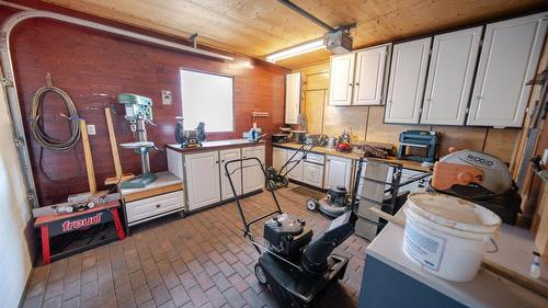 120 Wattsville Road, Cranbrook, BC - Indoor