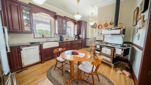120 Wattsville Road, Cranbrook, BC - Indoor