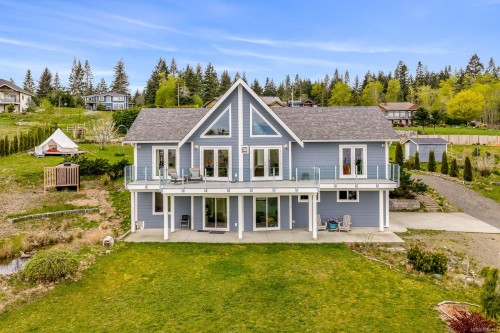6481 Eagles Dr, Courtenay, BC 