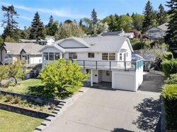 365 Panorama Cres Courtenay, BC V9N 6Y7