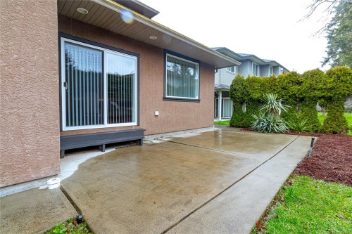 4073 Longview Dr, Saanich, BC 