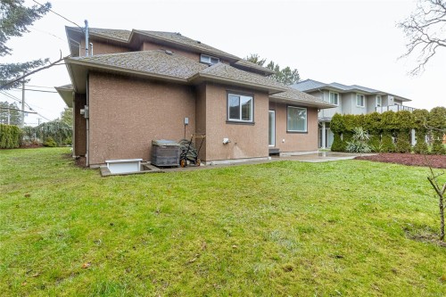 4073 Longview Dr, Saanich, BC 