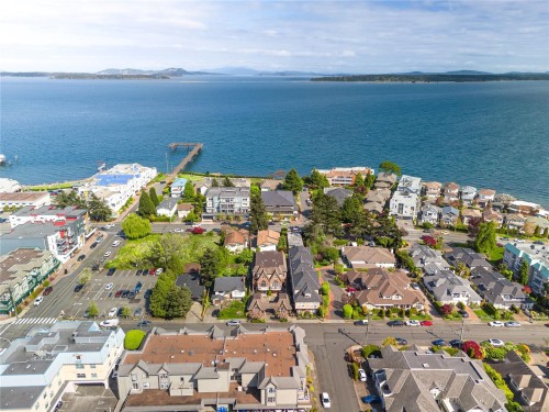 9713 Second St, Sidney, BC - Outdoor With Body Of Water With View