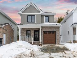 PC-42 29 Pearlgarden Close  Dartmouth, NS B2X 0C3