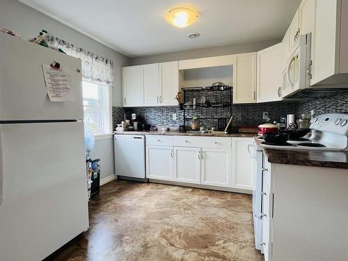 17 Clinton Street, Amherst, NS 