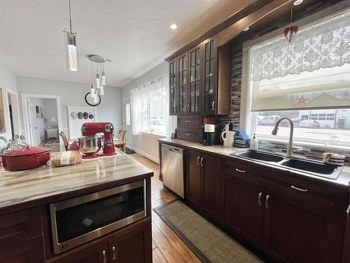 17 Clinton Street, Amherst, NS 