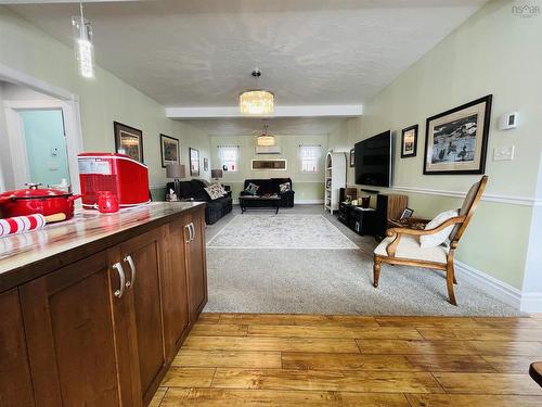 17 Clinton Street, Amherst, NS 