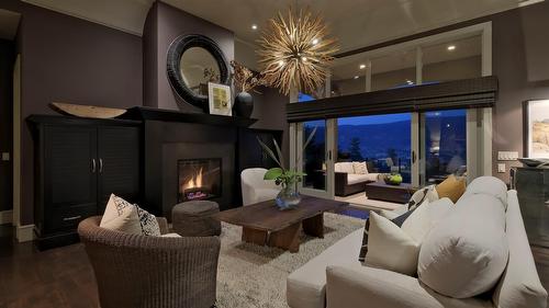 1749 Capistrano Drive, Kelowna, BC - Indoor Photo Showing Living Room With Fireplace