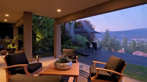 1749 Capistrano Drive, Kelowna, BC - Outdoor With Deck Patio Veranda