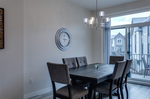 4-170 Celano Crescent, Kelowna, BC - Indoor Photo Showing Dining Room