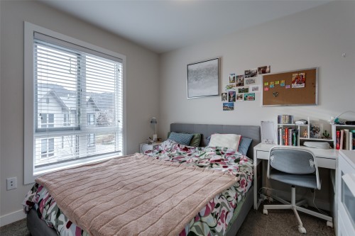 4-170 Celano Crescent, Kelowna, BC - Indoor Photo Showing Bedroom