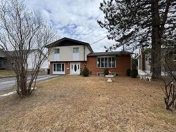 35 Jean-Bélanger Edmundston, NB E3V 3X5