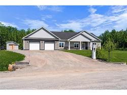 9 Flynn ST Pine Glen, NB E1J 0H5