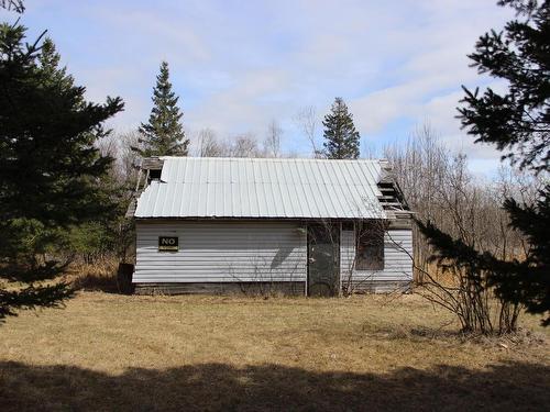 360 River Rd, Rainy River, ON 