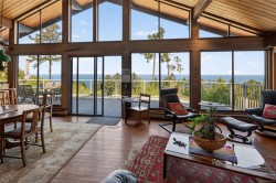 1160 Cappon Lane Gabriola Island, BC V0R 1X7