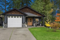 5969 Stonehaven Dr Duncan, BC V9L 0A1