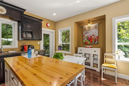 5969 Stonehaven Dr, Duncan, BC 
