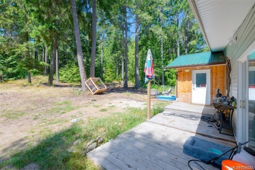 300 Oakdowne Rd, Qualicum Beach, BC 