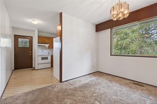 645 Summit Pl, Comox, BC 