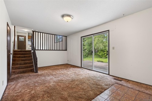 645 Summit Pl, Comox, BC 