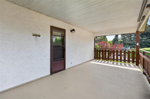 645 Summit Pl, Comox, BC 