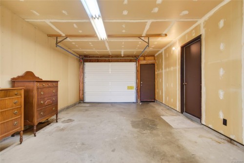 645 Summit Pl, Comox, BC 