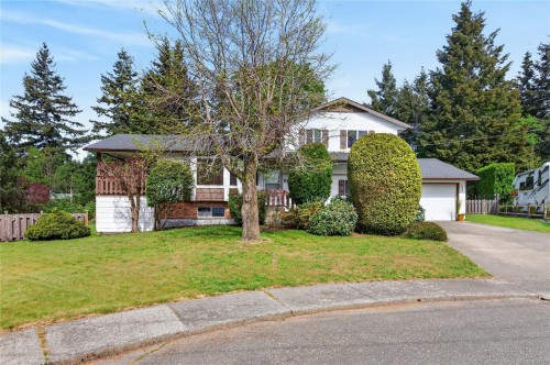 645 Summit Pl, Comox, BC 