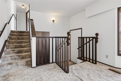 645 Summit Pl, Comox, BC 