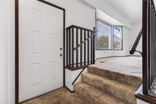 645 Summit Pl, Comox, BC 