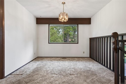 645 Summit Pl, Comox, BC 