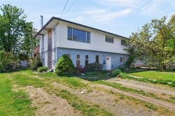 161 Lennea Pl Campbell River, BC V9H 1G7