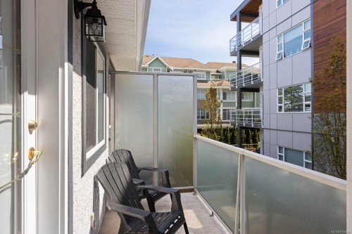1-9875 Third St, Sidney, BC - Outdoor With Balcony With Exterior
