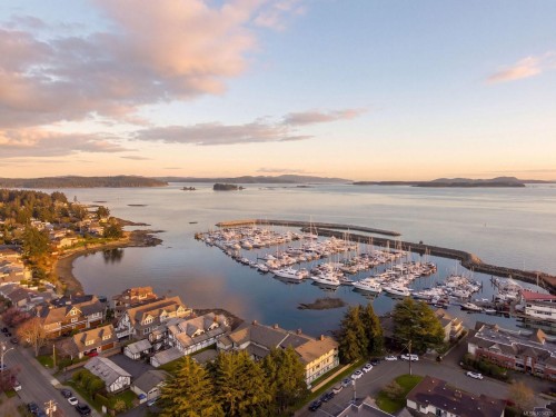 1-9875 Third St, Sidney, BC - Outdoor With Body Of Water With View