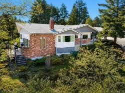 3120 Robin Hood Dr Nanaimo, BC V9T 1P1