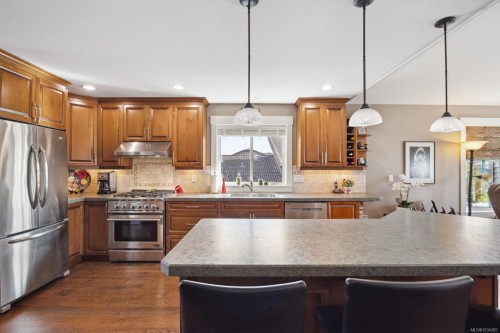 2403 Tiger Moth Pl, Comox, BC 
