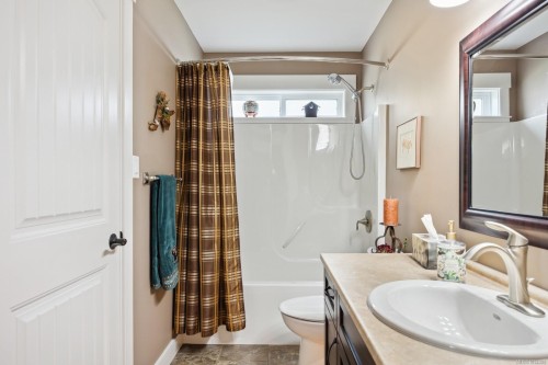 2403 Tiger Moth Pl, Comox, BC 