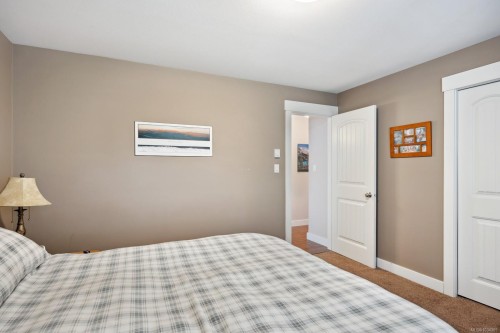 2403 Tiger Moth Pl, Comox, BC 