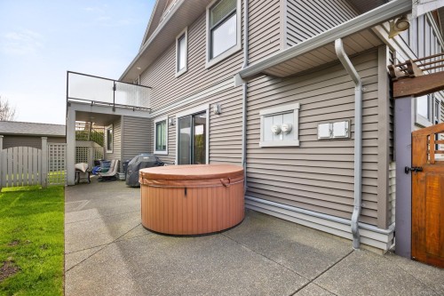 2403 Tiger Moth Pl, Comox, BC 